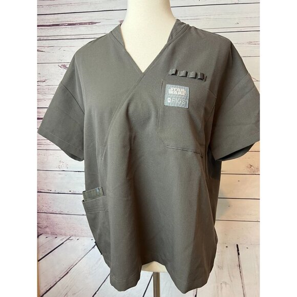 FIGS Scrub Top Star Wars Shirt size Medium Limited Edition 1000052 Nursing - Picture 3 of 7